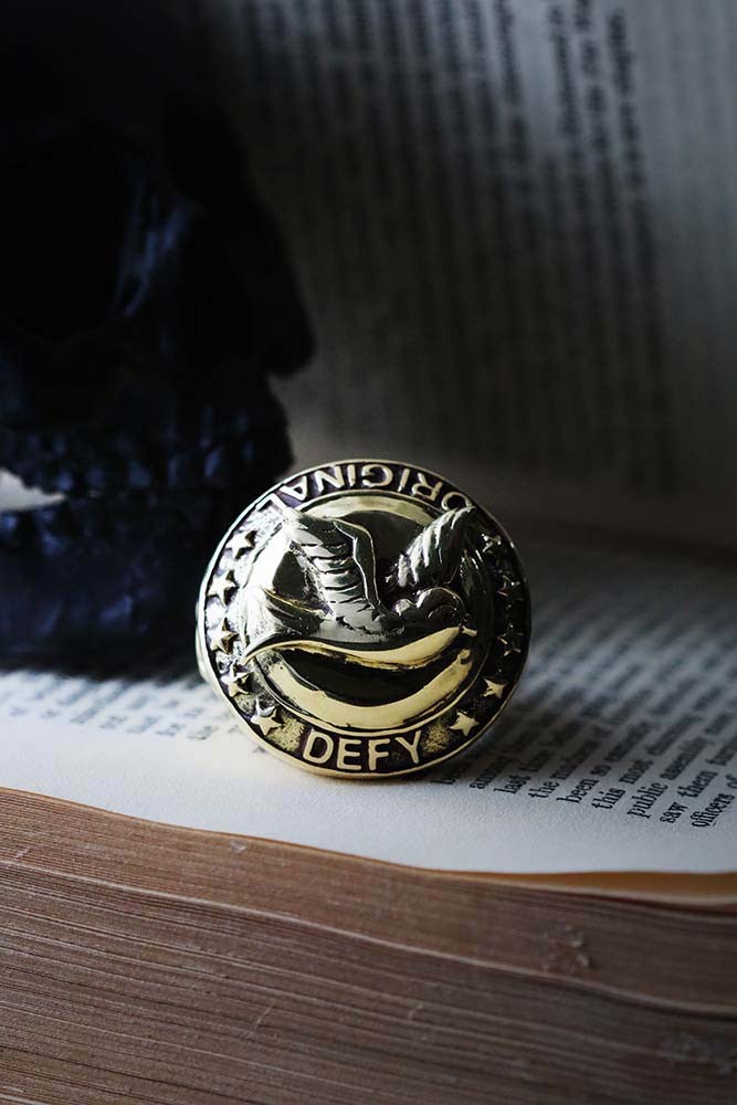 defy-ring-oldschool-swallow1