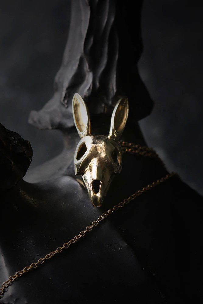 Defy-Necklace-Big-Rabbit-Skull1