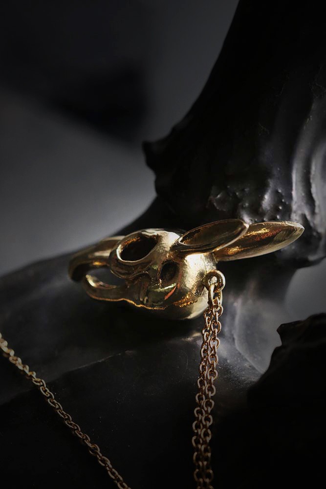 Defy-Necklace-Big-Rabbit-Skull4