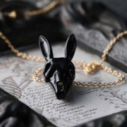 Defy Necklace Black Rabbits Skull2