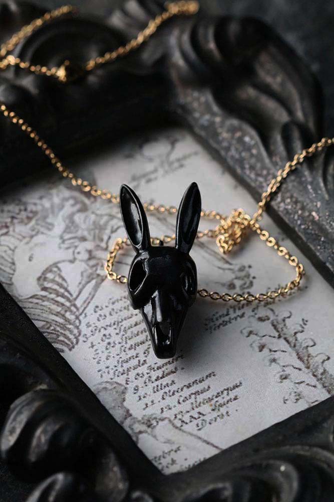 Defy Necklace Black Rabbits Skull4