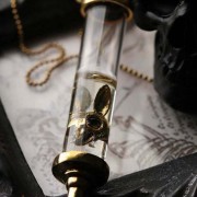 defy-necklace-rabbit-skullsyringe3
