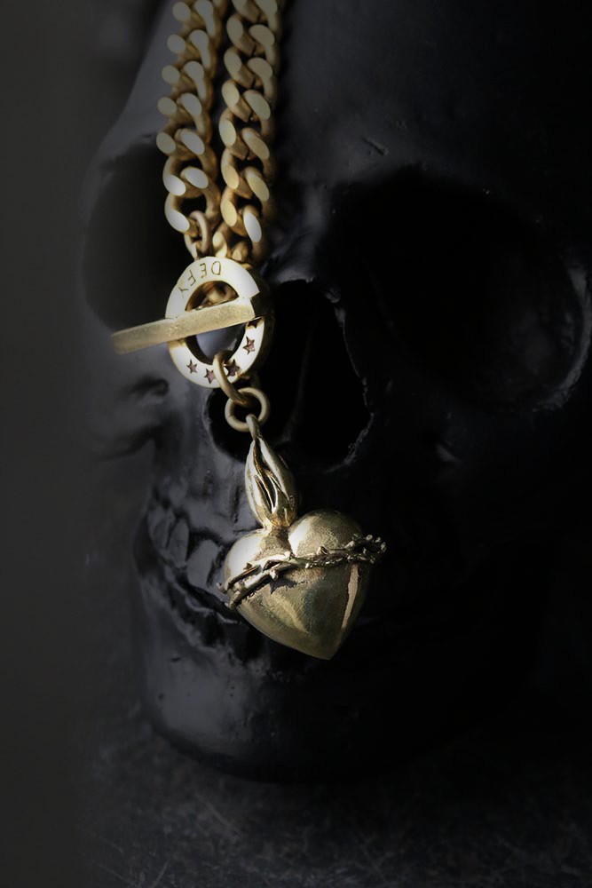 Defy-Necklace-Sacred-Heart-Big-Chain4