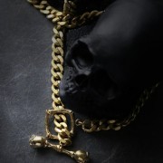 Defy-Necklace-Big-Chain-Skull4