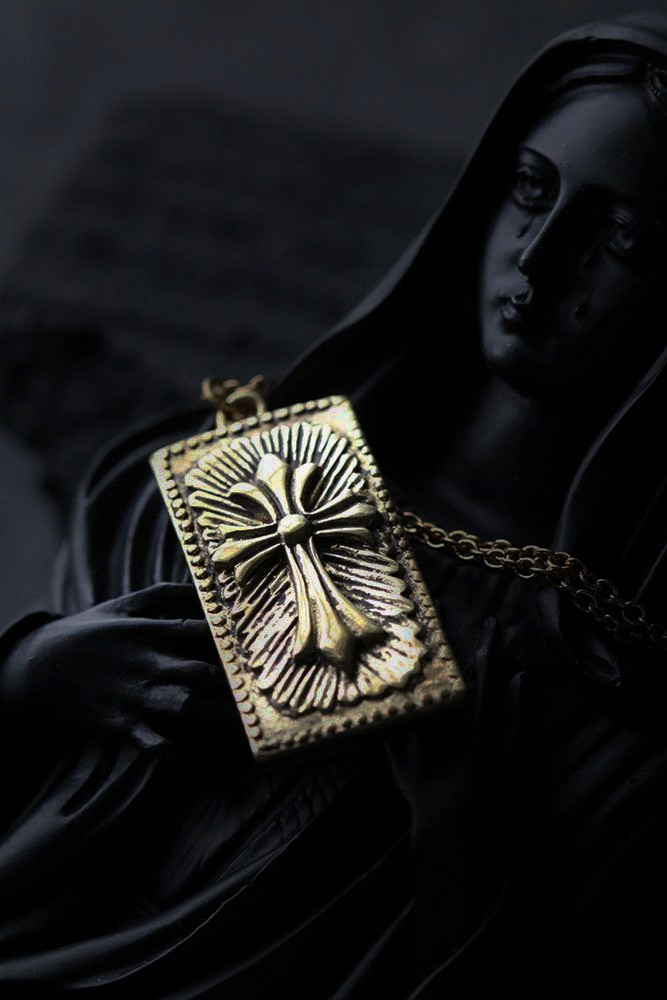 Defy-Necklace-Cross-Tag3