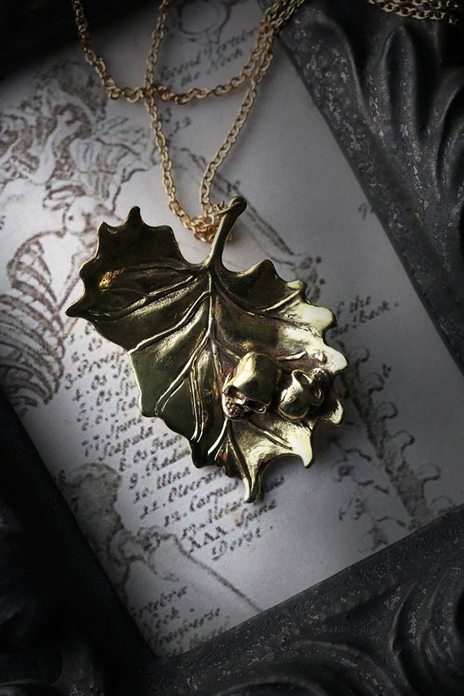 Defy-Necklace-Leaf-&-Skulls3