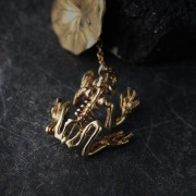 Defy-Necklace-Small-Frog&Lotus-leaf4