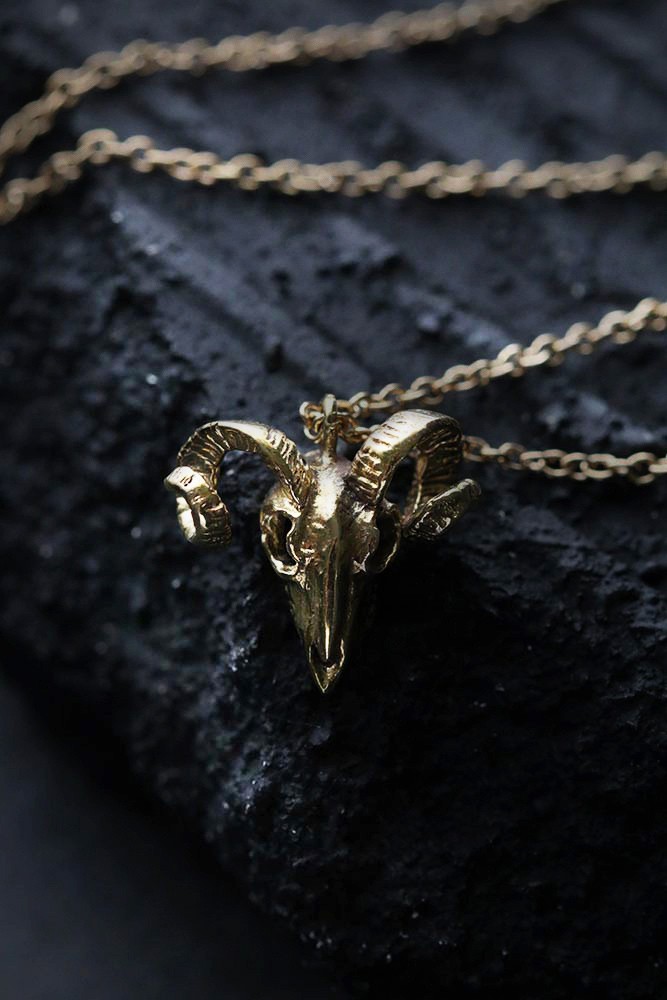 Defy-Necklace-Small-Goat-Skull4