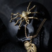 Defy-Necklace-Spider&Leaves2