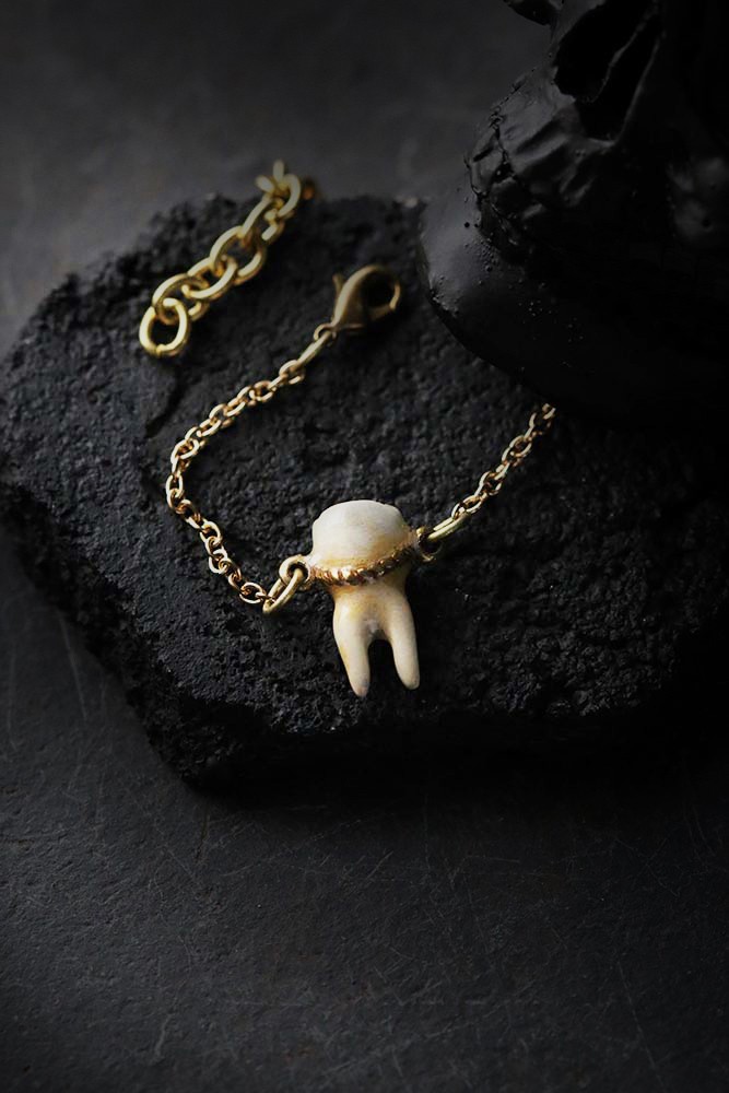 Defy-Painted-Bracelet-Small-Teeth4