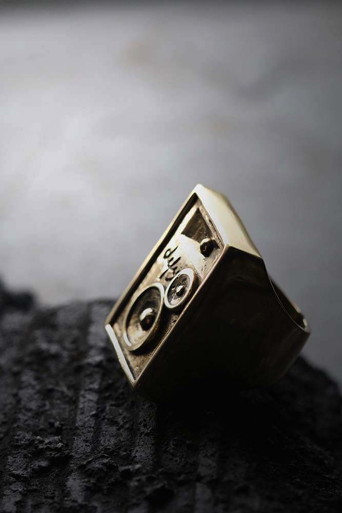 Defy Ring Loudspeaker4