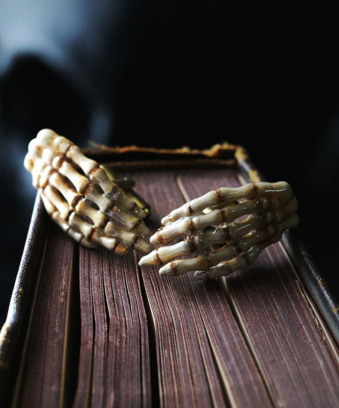 Defy-painted-cufflinks-hand-skeleton-1
