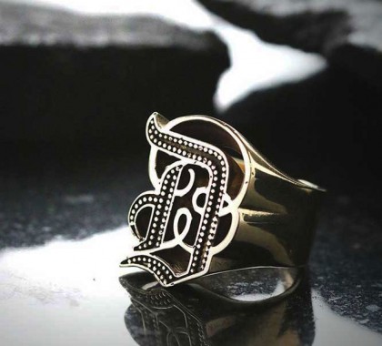 defy-letter-rings-brassd1