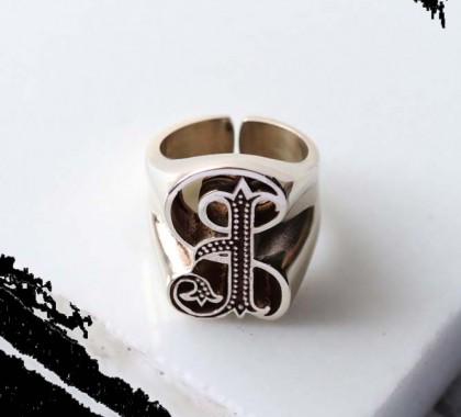 defy-letter-rings-silverplated-j1