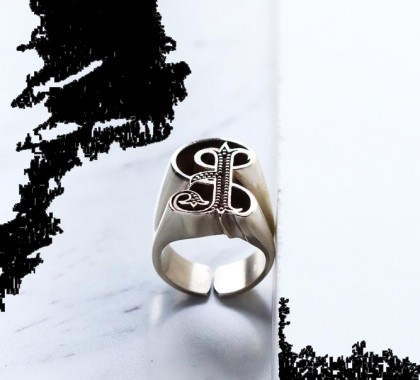 defy-letter-rings-silverplated-j4