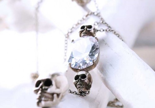 gems-and-skulls-defy